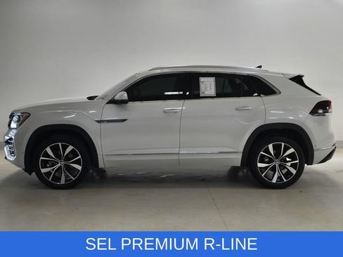 Used 2025 Volkswagen Atlas Cross Sport SEL Premium R-Line AWD/4WD image 3