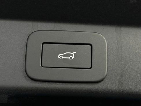 New 2025 Land Rover Range Rover Sport Dynamic SE image 19