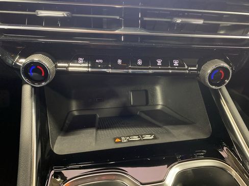 New 2026 Chevrolet Traverse Z71 w/ Driver Confidence Package image 38