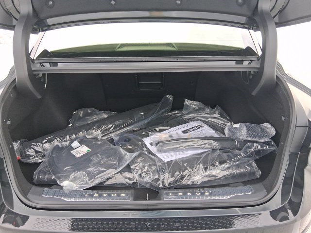 New 2026 Lexus ES 350e w/ Accessory Package (K3) FWD image 24