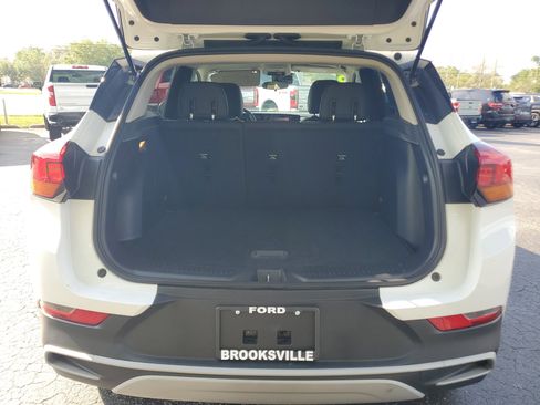 Used 2025 Buick Encore GX Preferred image 25