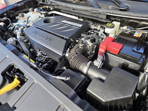 Used 2025 Nissan Rogue SV image 23
