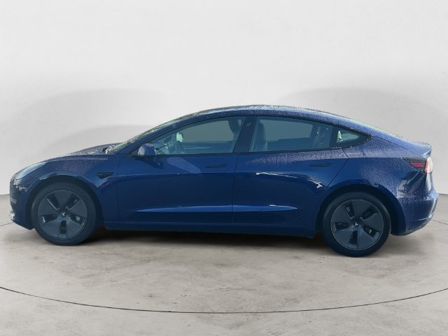 Used 2022 Tesla Model 3 Long Range AWD/4WD image 8