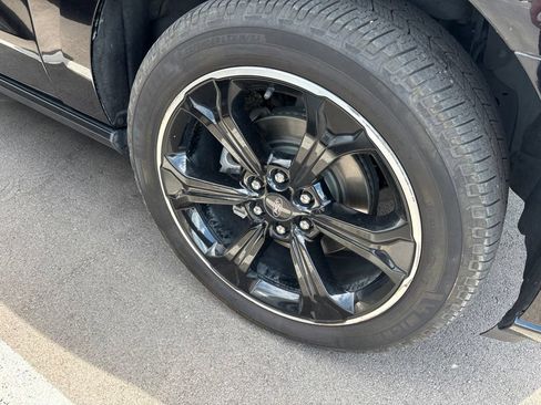 Used 2022 Ford Expedition Max Limited AWD/4WD image 8