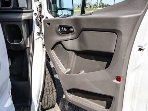 Used 2024 Ford Transit 350 XLT image 34