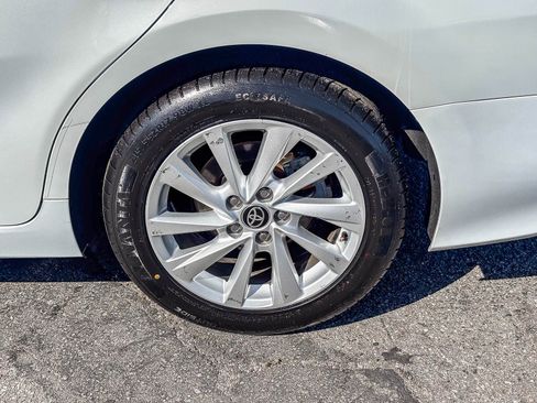 Used 2024 Toyota Camry LE FWD image 12