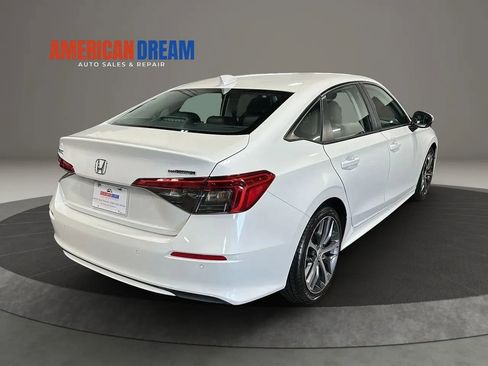 Used 2023 Honda Civic Touring image 5