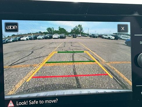 New 2025 Volkswagen Taos SE image 26