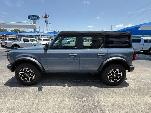 Used 2023 Ford Bronco 4-Door AWD/4WD image 9