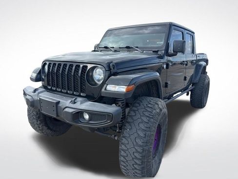 Used 2021 Jeep Gladiator Willys image 9