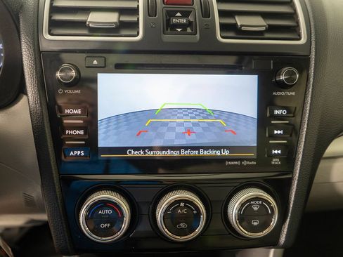 Used 2017 Subaru Forester 2.5i Premium AWD/4WD image 23