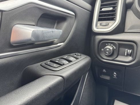 Used 2021 RAM 1500 Big Horn AWD/4WD image 32