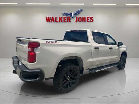 Used 2026 Chevrolet Silverado 1500 Custom Trail Boss AWD/4WD image 7