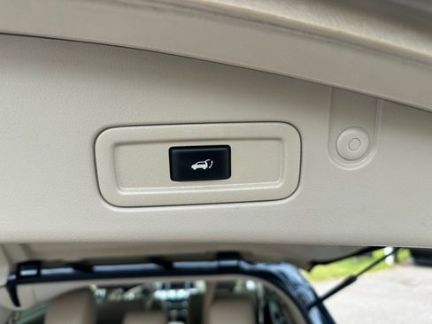 Used 2014 Nissan Murano SV w/ Value Package AWD/4WD image 27