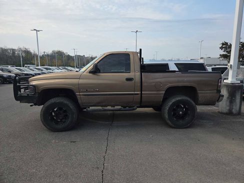 Used 2000 Dodge Ram 1500 Truck 4x4 Regular Cab image 9