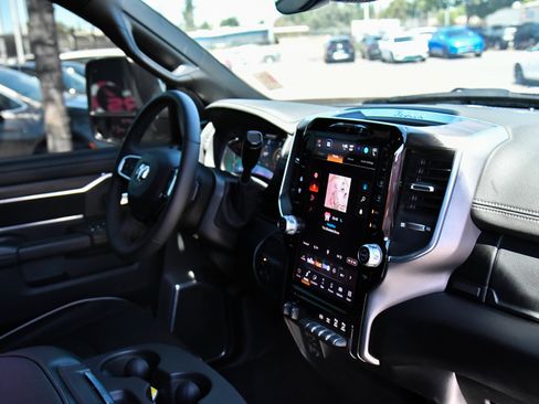 Used 2026 RAM 2500 Laramie AWD/4WD image 54
