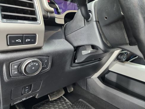 Used 2021 Ford F250 Lariat w/ Lariat Value Package image 45