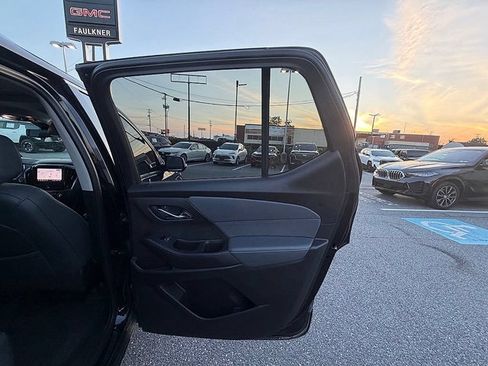 Used 2020 Chevrolet Traverse Premier w/ LPO, Floor Liner Package AWD/4WD image 20