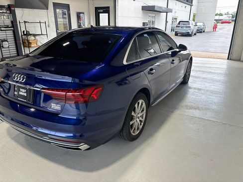 Used 2020 Audi A4 2.0T Premium w/ Convenience Package FWD image 4