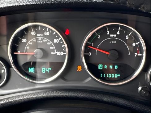 Used 2015 Jeep Wrangler Sport w/ Quick Order Package 24S AWD/4WD image 18