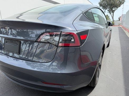 Used 2023 Tesla Model 3 Standard Range image 8