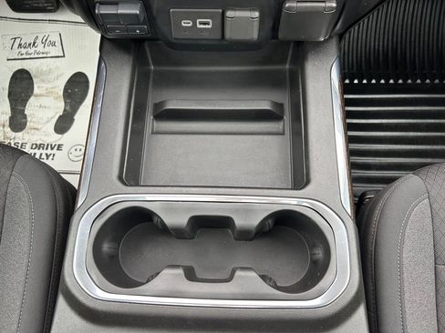 Used 2020 GMC Sierra 1500 Elevation image 9