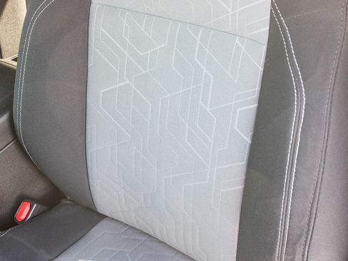 Used 2023 Toyota Tacoma TRD Off-Road image 23