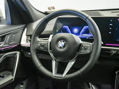 Used 2026 BMW X2 xDrive28i w/ Technology Package AWD/4WD image 12