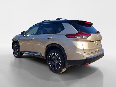 New 2026 Nissan Rogue Platinum image 3