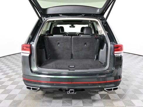 Certified 2022 Volkswagen Atlas SEL Premium image 11