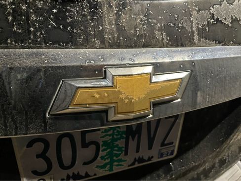 Used 2017 Chevrolet Traverse LT image 8