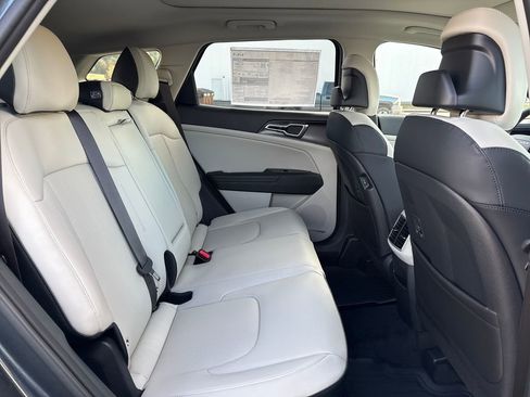 New 2026 Kia Sportage EX image 15