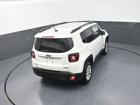 Used 2017 Jeep Renegade Latitude AWD/4WD image 29