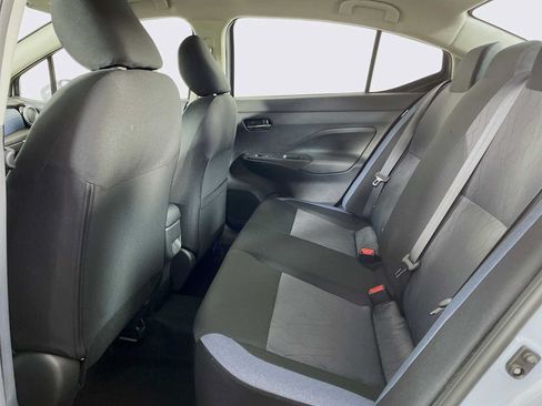 Used 2025 Nissan Versa SV w/ Trunk Package FWD image 5
