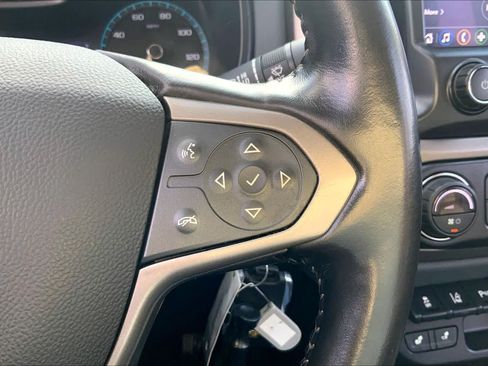 Used 2021 Chevrolet Colorado Z71 w/ Safety Package AWD/4WD image 25