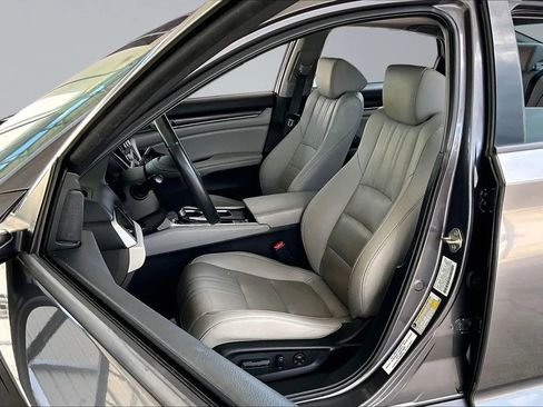 Used 2019 Honda Accord EX-L image 18