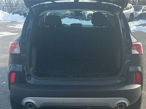 Used 2021 Ford Escape Titanium image 17