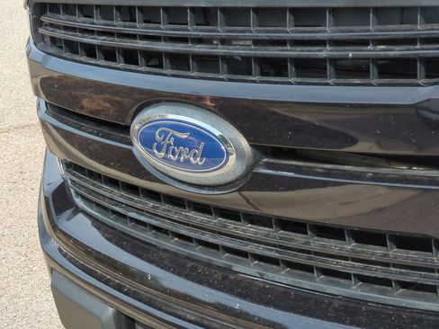 Used 2020 Ford F150 Lariat image 12