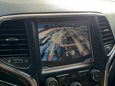 Used 2016 Jeep Grand Cherokee Limited 75th Anniversary image 30