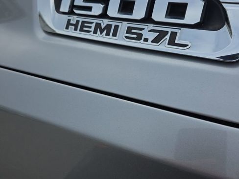 Used 2020 RAM 1500 Big Horn AWD/4WD image 10