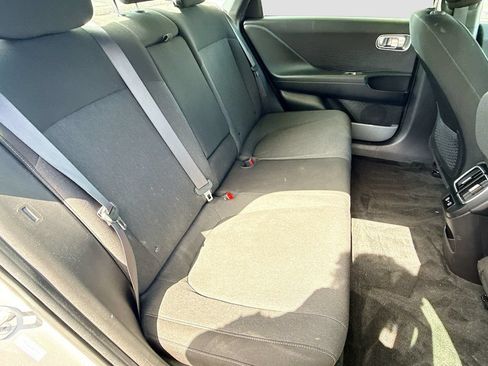 Used 2024 Hyundai Ioniq 6 SE RWD image 26