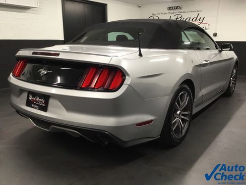 Used 2016 Ford Mustang Premium image 21