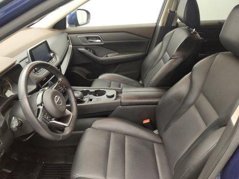 Used 2021 Nissan Rogue SV w/ Premium Package AWD/4WD image 17
