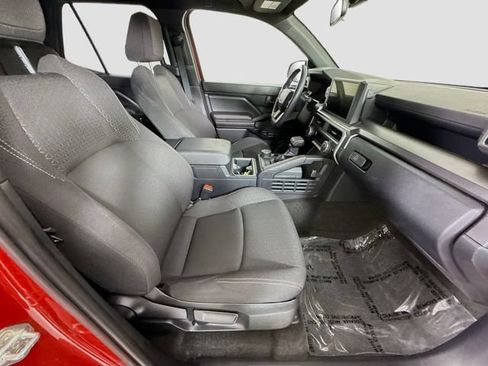 Certified 2025 Toyota 4Runner SR5 AWD/4WD image 28