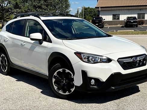 Used 2022 Subaru Crosstrek 2.0i Premium w/ Moonroof Package image 38