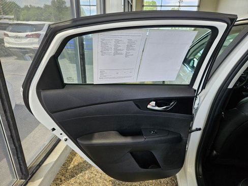 Used 2020 Kia Forte EX FWD image 15