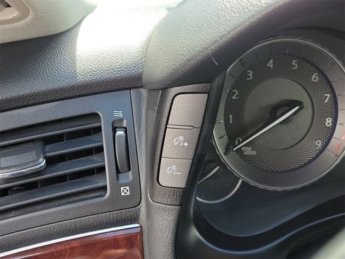 Used 2013 INFINITI M35 M35h w/ Premium Pkg image 17