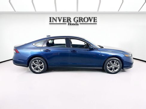 Used 2024 Honda Accord EX image 4