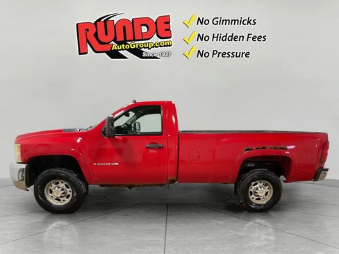 Used 2008 Chevrolet Silverado 2500 LT w/ 1LT Convenience Package image 2
