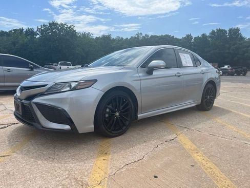 Used 2022 Toyota Camry XSE FWD image 1